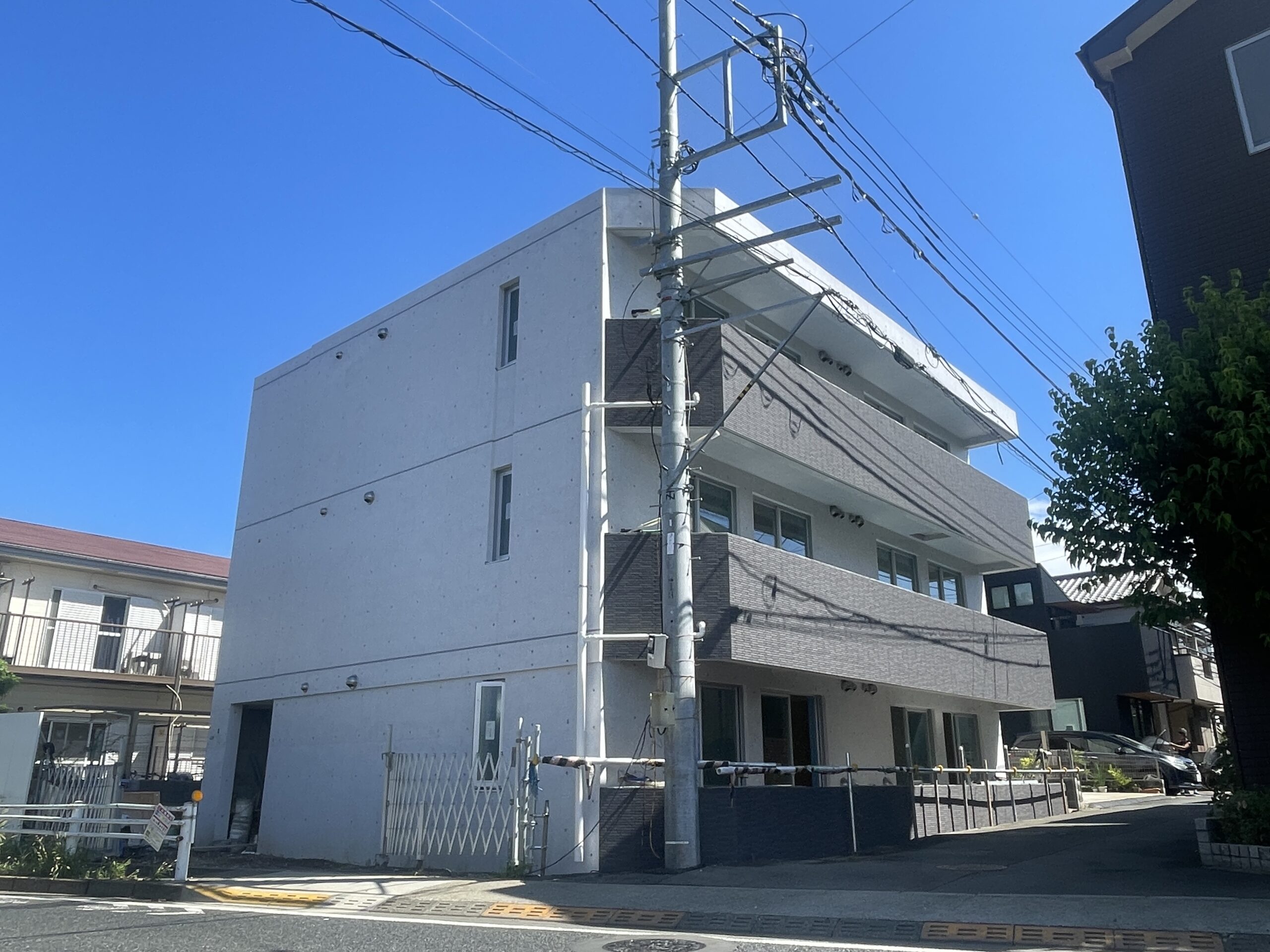 清瀬市建築中3階建てRCマンション